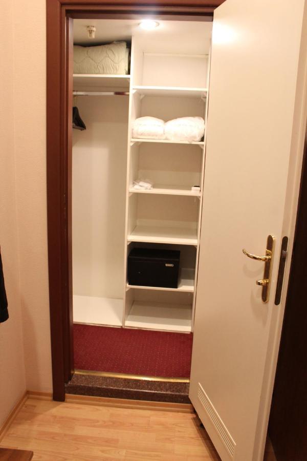 Domus Hotel-1 Kiev Eksteriør billede
